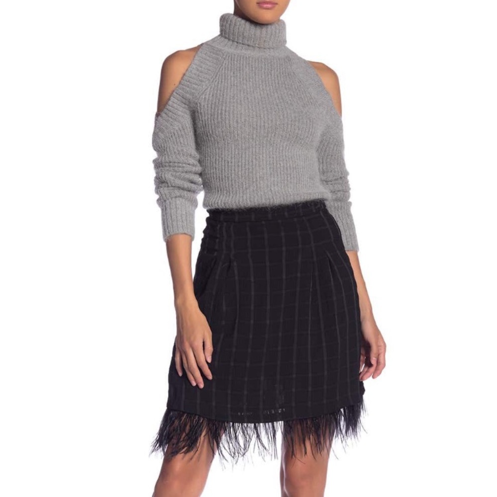 Holiday Party Endless Rose Feather Black Skirt